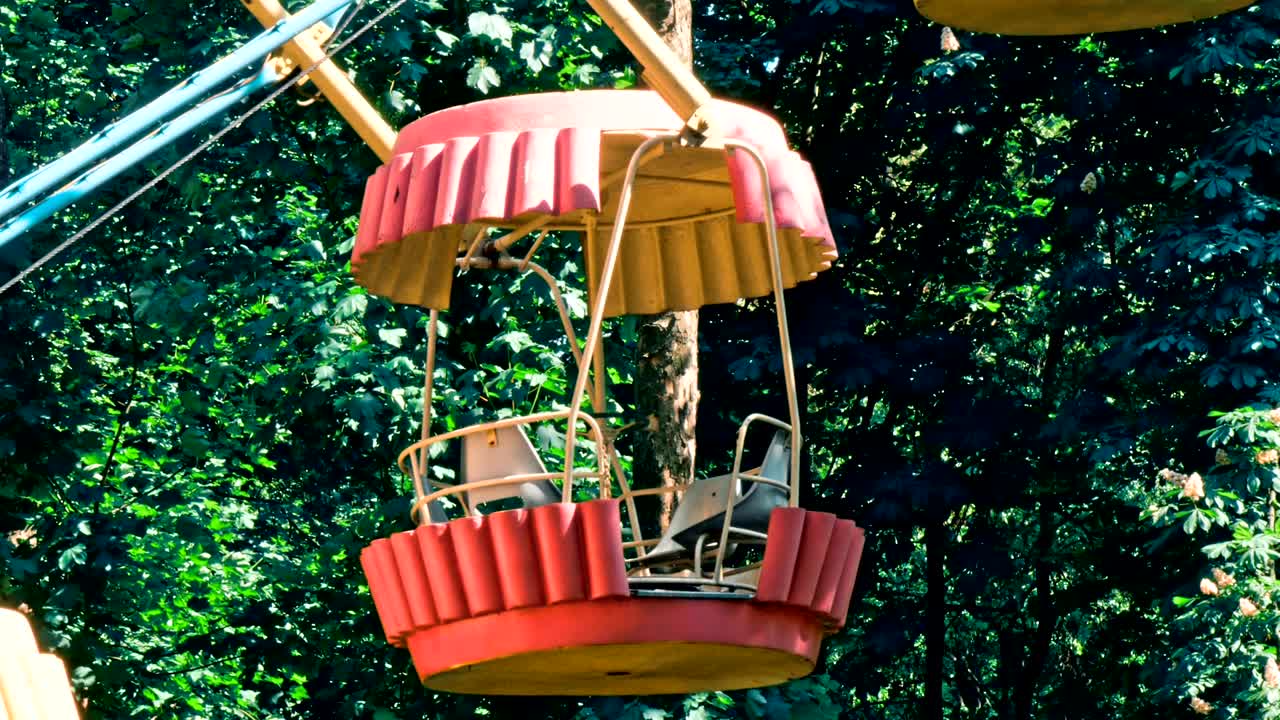 파란 하늘 위의 페리스