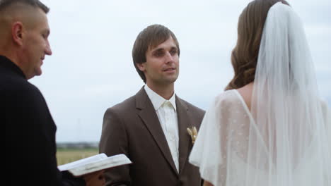 Couple-getting-married