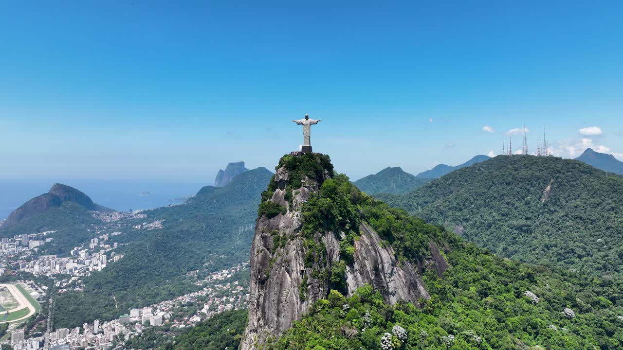 cristo redentor no morro do corcovado no rio de janeiro brasil