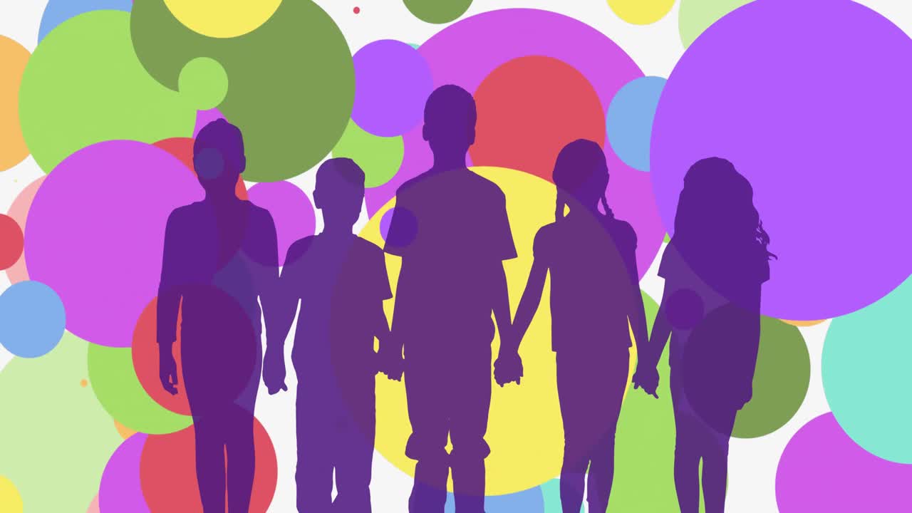 ⁇ 색 바탕에 있는 아이들의 스 ⁇ 과 실루 ⁇ 의 애니메이션