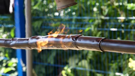 applying heat shrink tubing to a pipe