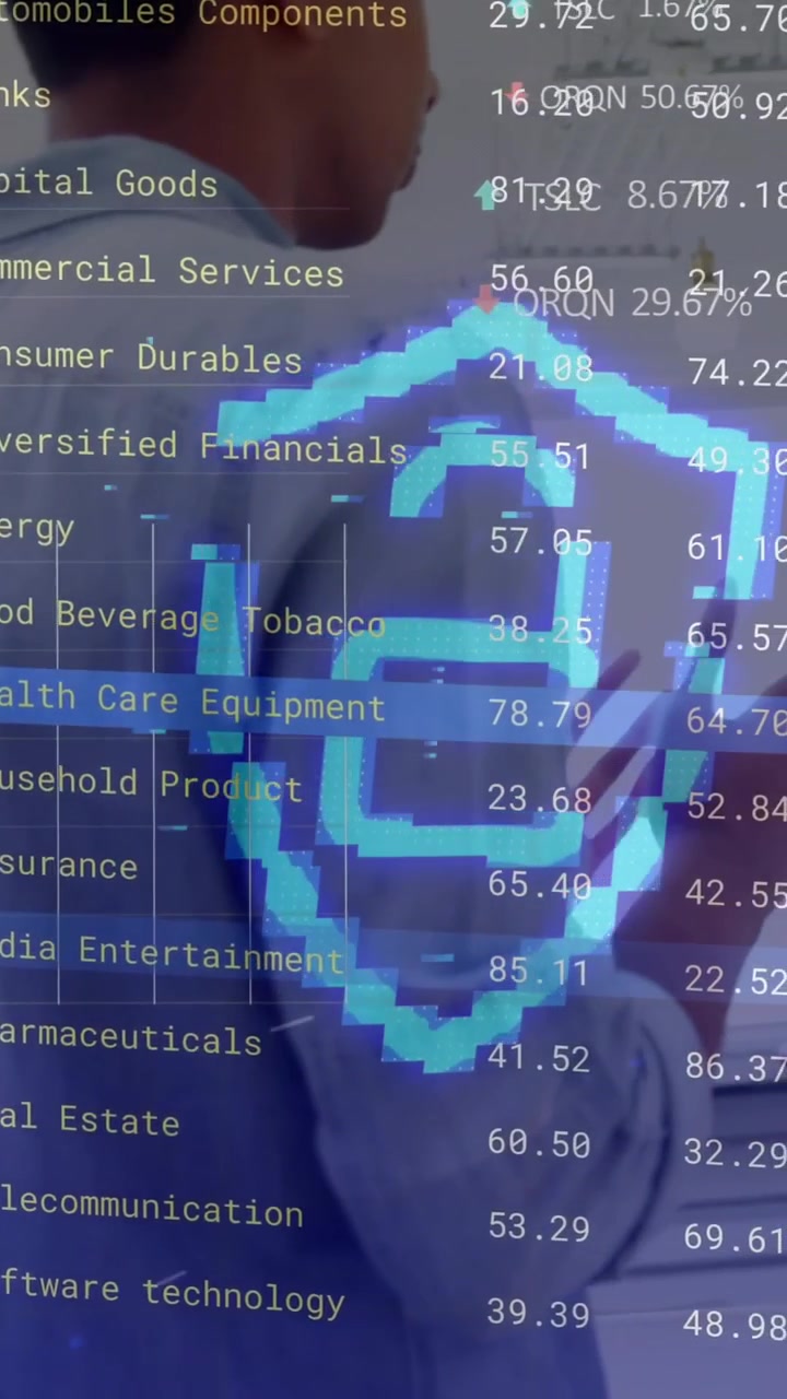 Animazione di elaborazione dati e lucchetto su colleghi di diverse etnie che parlano in ufficio.