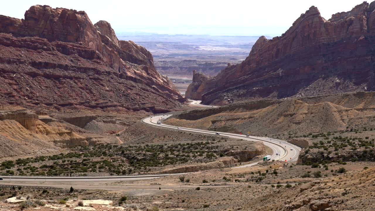 vista aérea de la carretera en utah, estados unidos