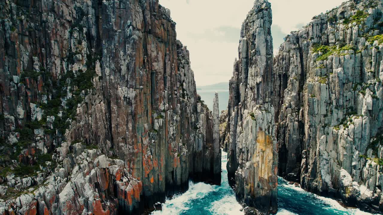 вид с беспилотника на мыс хауи в тасмании, австралия 5