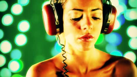 mujer dj 59