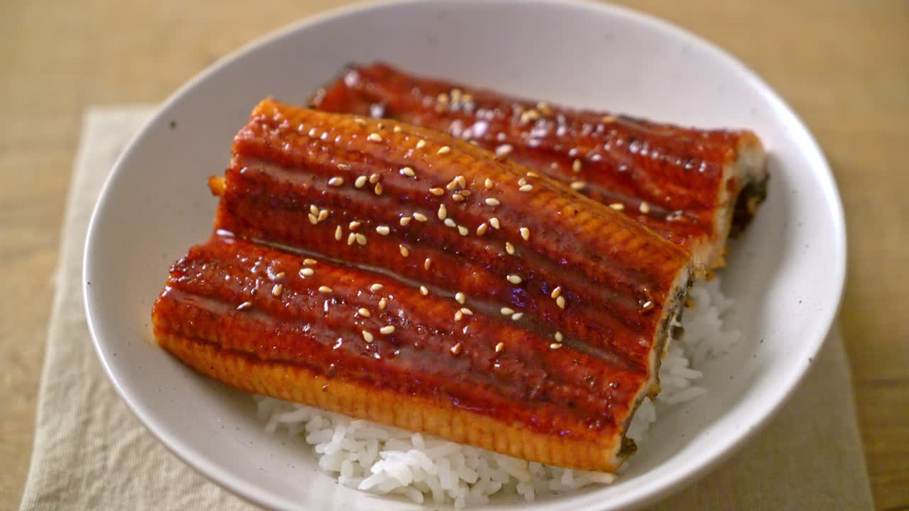 Japanese eel grilled with rice bowl or Unagi don - Japanese food style