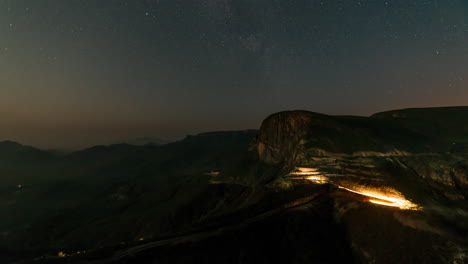 Lapso-De-Tiempo-Nocturno-2,-En-La-Serra-Da-Leba,-Namibe,-Angola,-áfrica