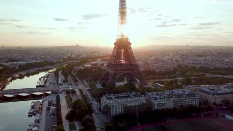 sunrise over the eiffel tower and paris