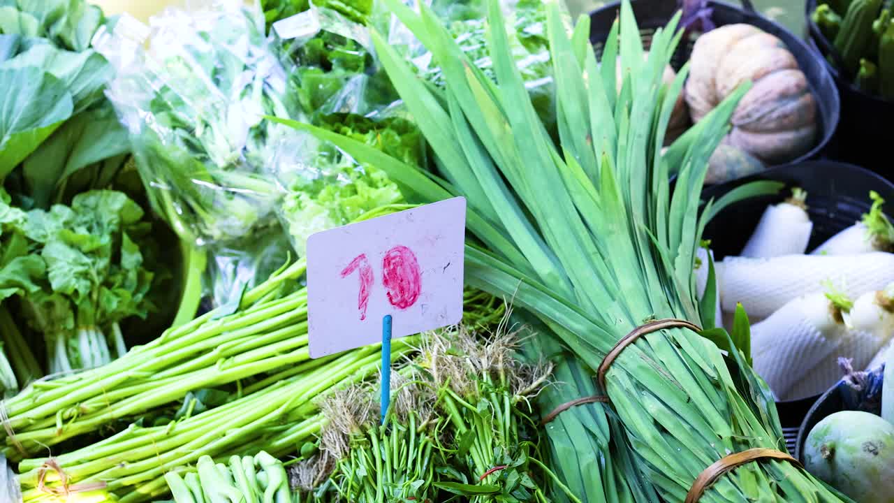 Fresh produce showcased at Bangkok's floating market