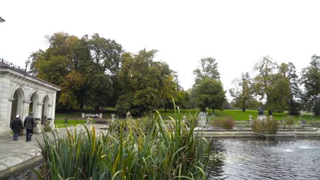 fuentes de parque y paisaje