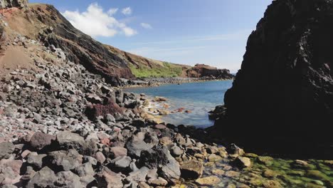 imágenes de drones de un hermoso paisaje en la isla graciosa, azores