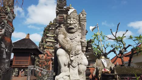Balinese-Statue-of-Temple-Guardian,-Bali-Indonesia,-Religious-Building,-Sukawati-Gianyar,-Kala,-God-of-the-Underworld