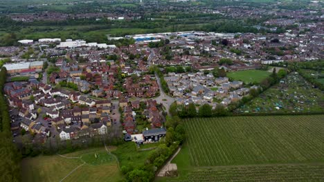 Disparo-De-Drone-Que-Muestra-Aparte-Del-área-Sur-De-La-Ciudad-De-Canterbury