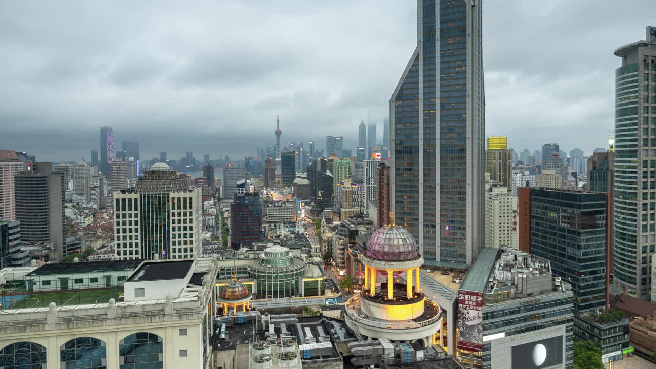 Timelapse of the amazing Shanghai city skyline