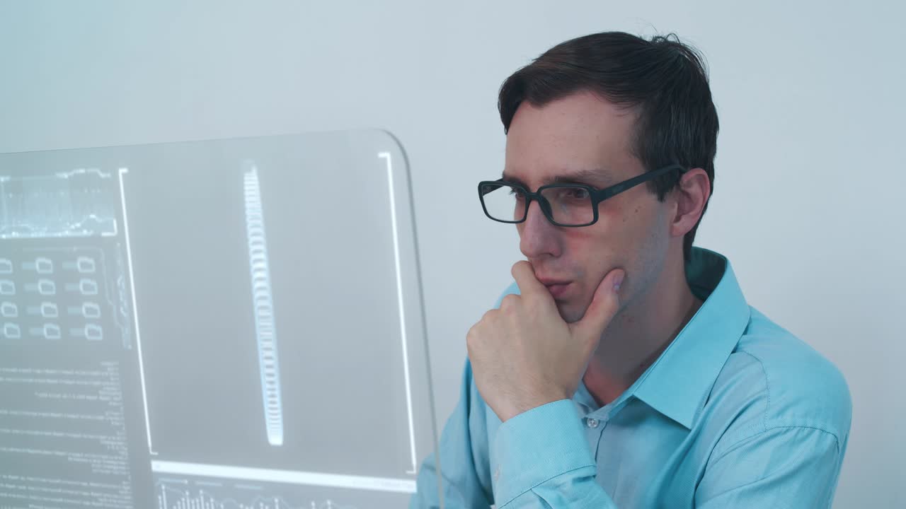 pantalla de la computadora con el token nft no fungible animado en la pantalla.