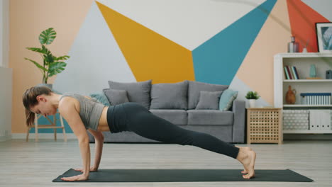 práctica del yoga en el hogar