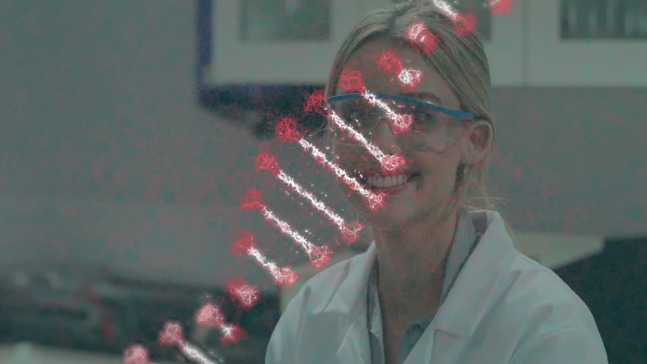 animación de una cadena de adn sobre una científica caucásica que trabaja en un laboratorio