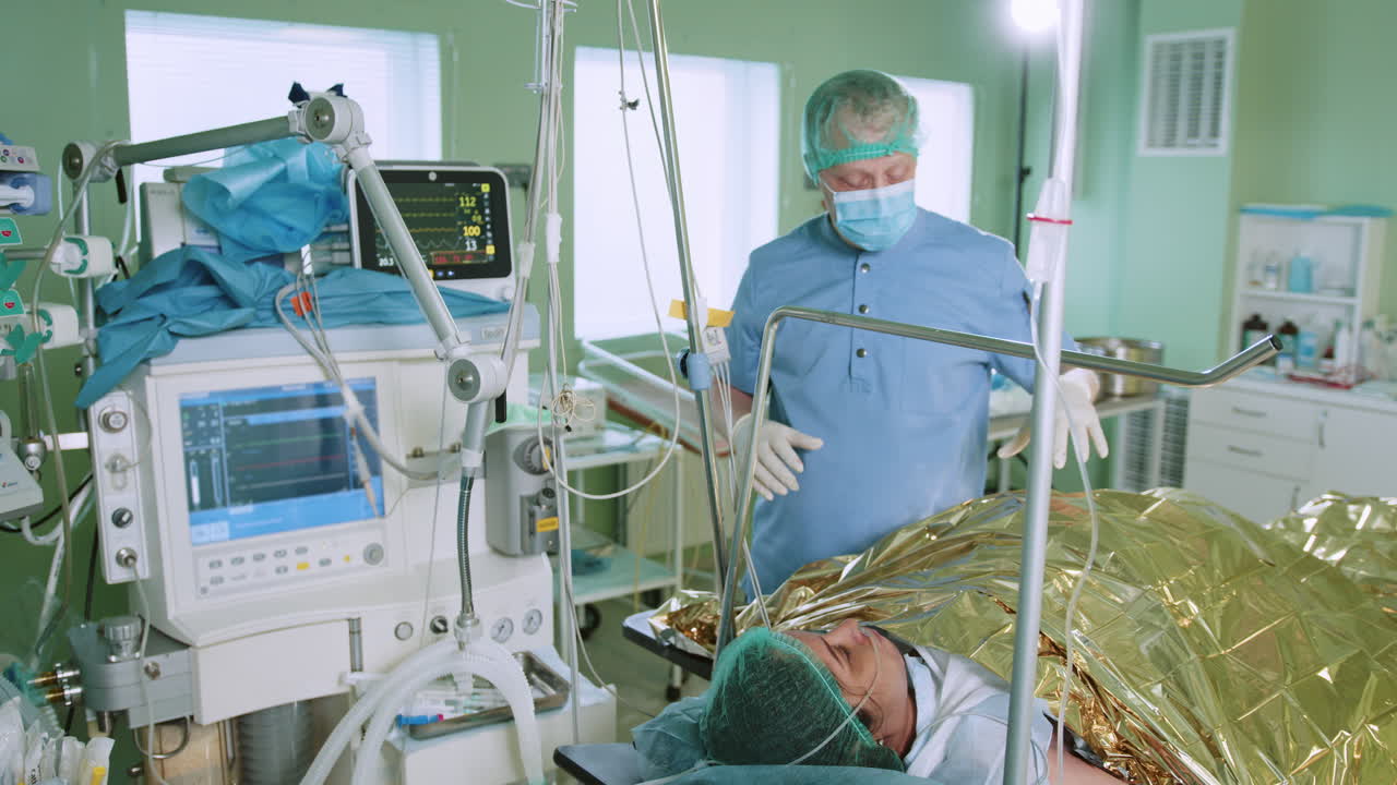 Procedura chirurgica in sala operatoria