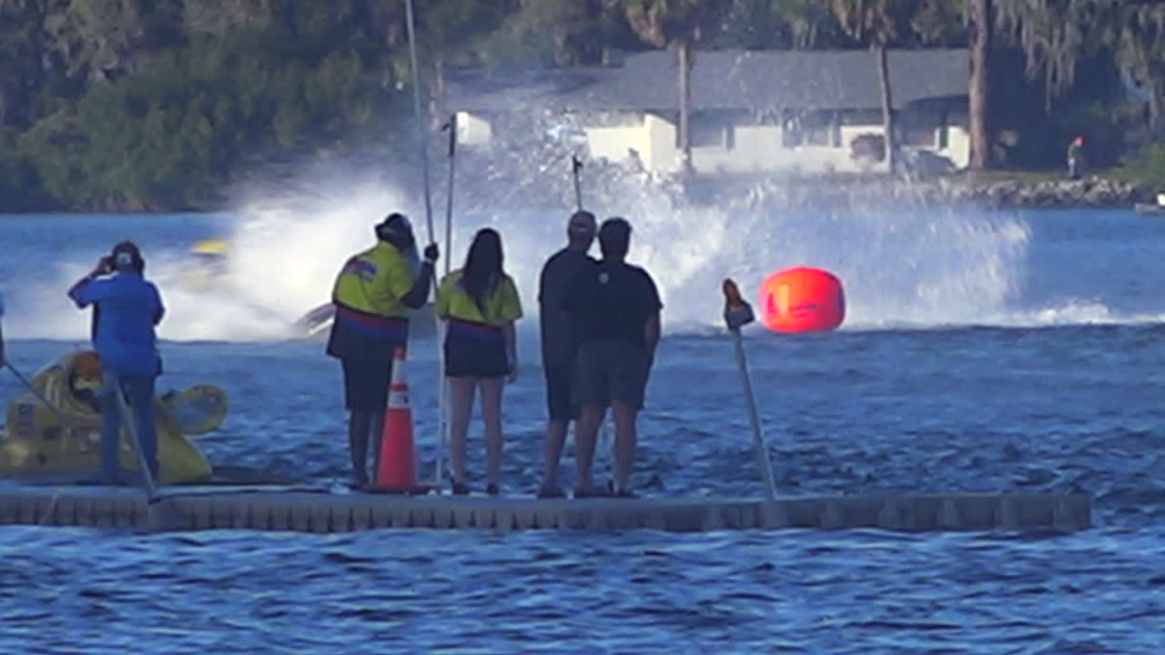 플로리다의 한 코스에서 포뮬러 원 파워보트 경주 1