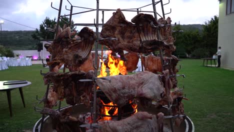 Cretan-traditional-meat-roasting