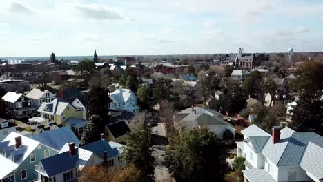 houses along waterfront of neuse river in new bern nc, north carolina