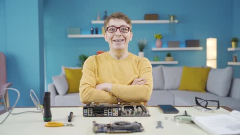 young people who encourage technology.