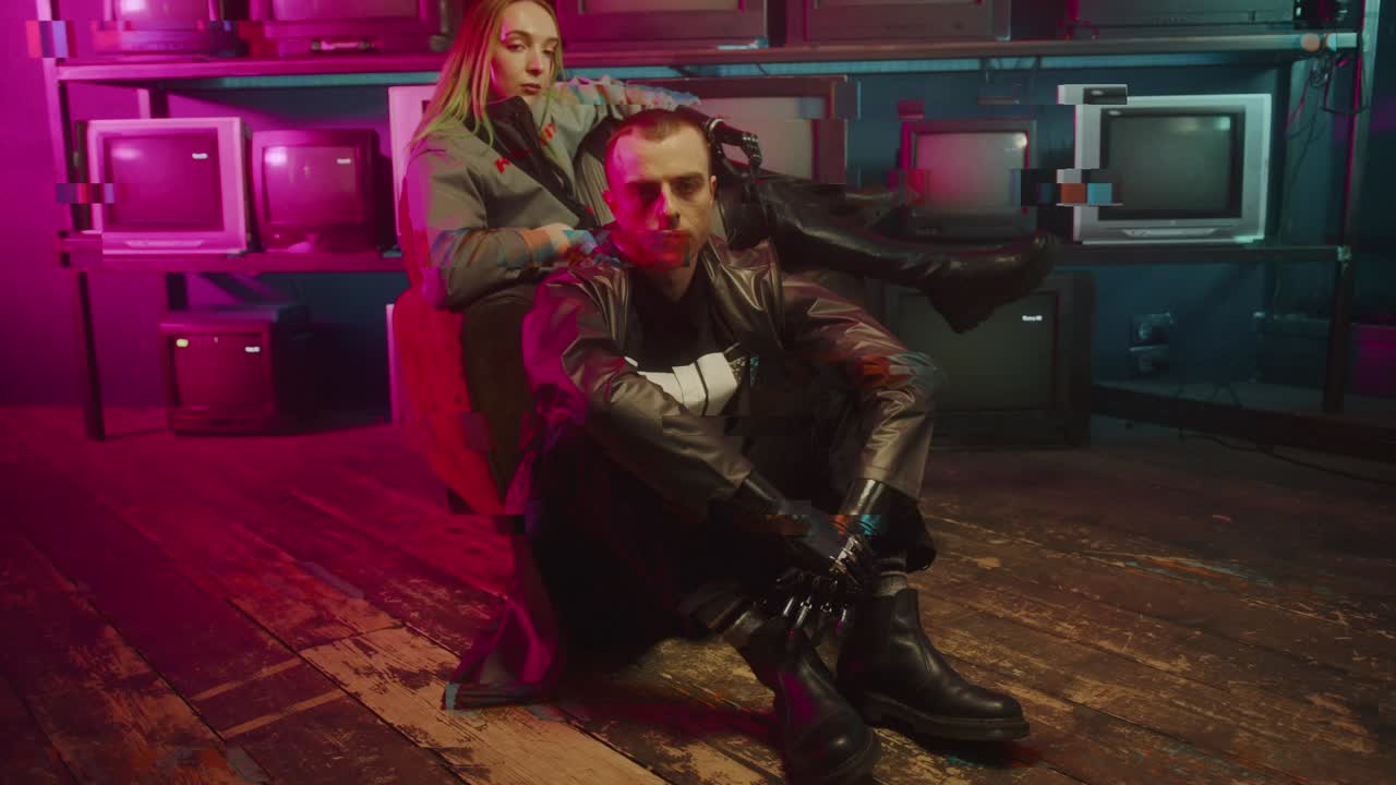 Glitch Bad Signal Effect