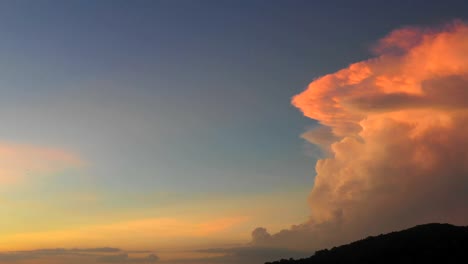 red cloud above the mountain