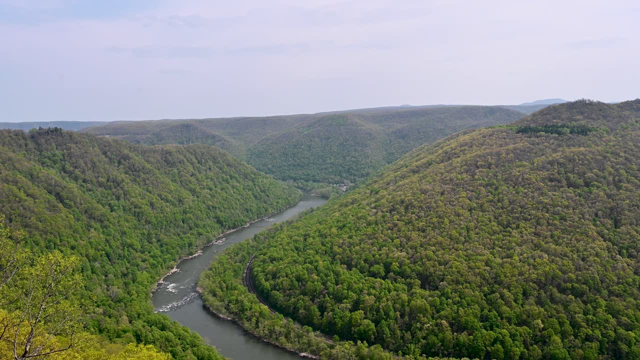pan revela el nuevo paisaje del parque nacional de river gorge, virginia occidental