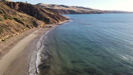 Beautiful-calm-ocean-at-Sellicks-Beach,-South-Australia