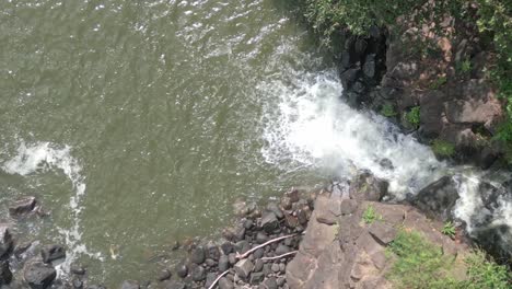 mauritius - flic en flac - bassin vert - slow descending view on the bassin vert waterfall