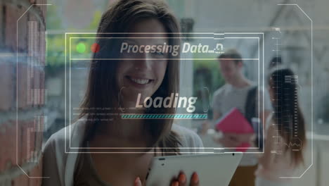 Procesamiento-De-Datos-Y-Animación-De-Carga-Sobre-Una-Mujer-Que-Usa-Una-Tableta-En-Un-Entorno-Ajetreado
