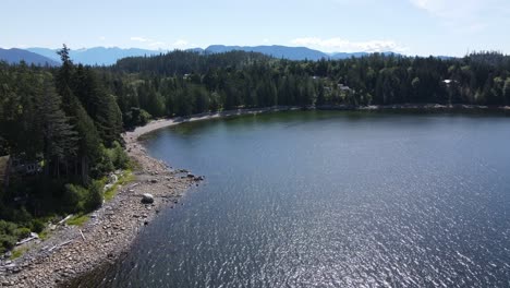 Quiet-and-tranquil-Canoe-Bay-Beach-on-the-beautiful-Sunshine-Coast-in-British-Columbia,-Canada