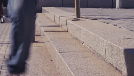 Time-lapse-people-walking-up-the-stairs