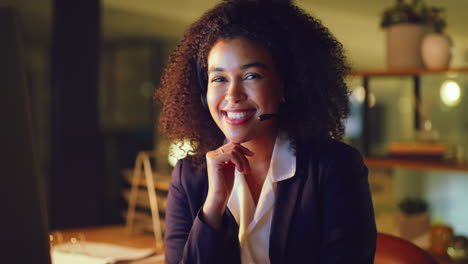 Portrait-of-a-young-female-call-center-agent