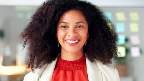 Portrait-of-a-black-business-woman-smiling