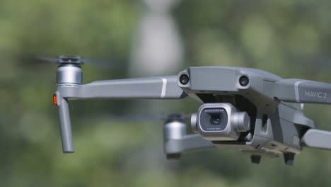drone dji mavic 2 en vuelo