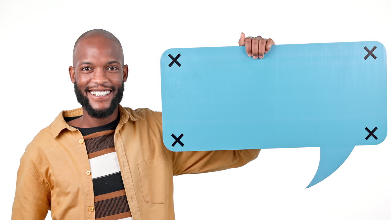 hombre negro feliz, burbuja de habla