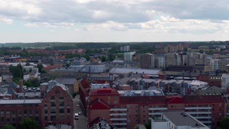 Colorido-Distrito-Vivo-De-La-Ciudad-De-Norrkoping-En-Vista-Aérea-De-Drones