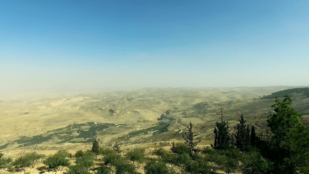 viajar a oriente medio país reino de jordania - vista de arriba de la tierra santa desde el monte nebo