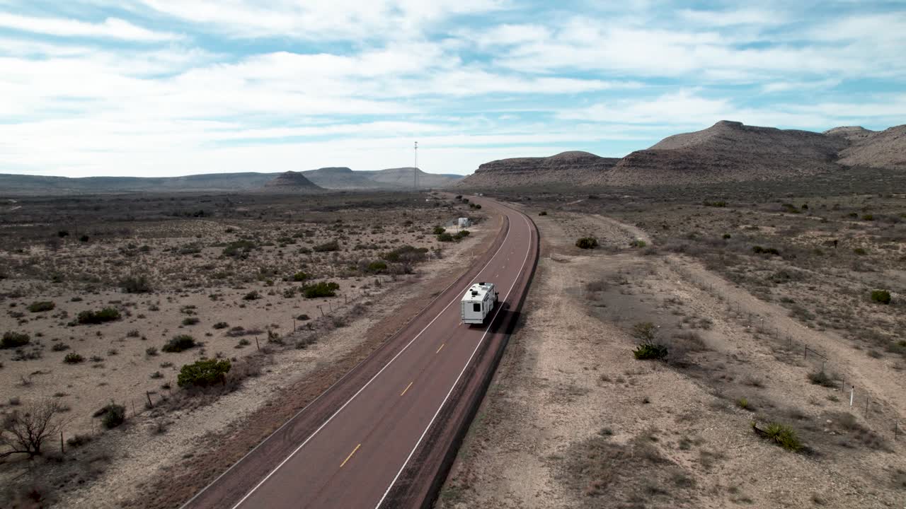 US 90 RV Traveling drone chase