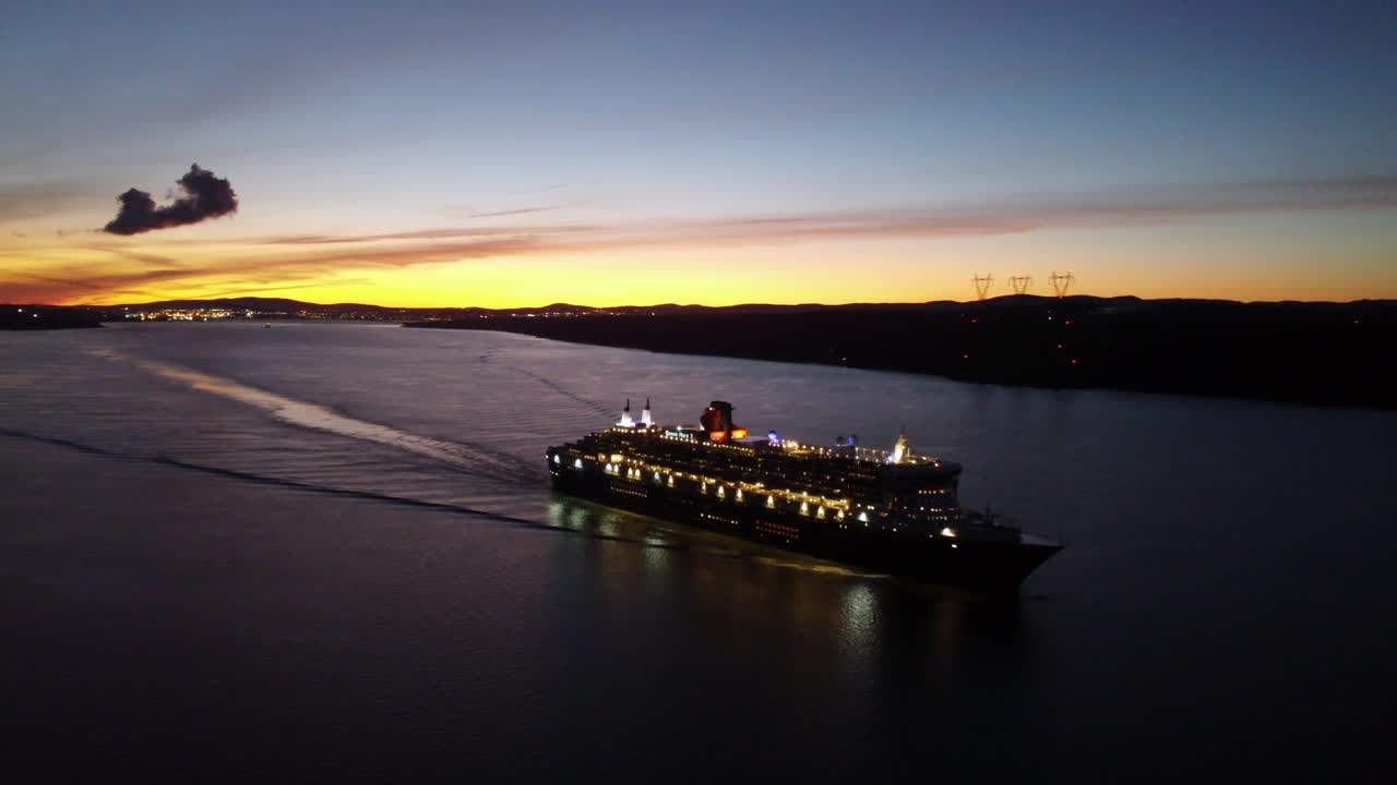 유람선의 드론 조감도