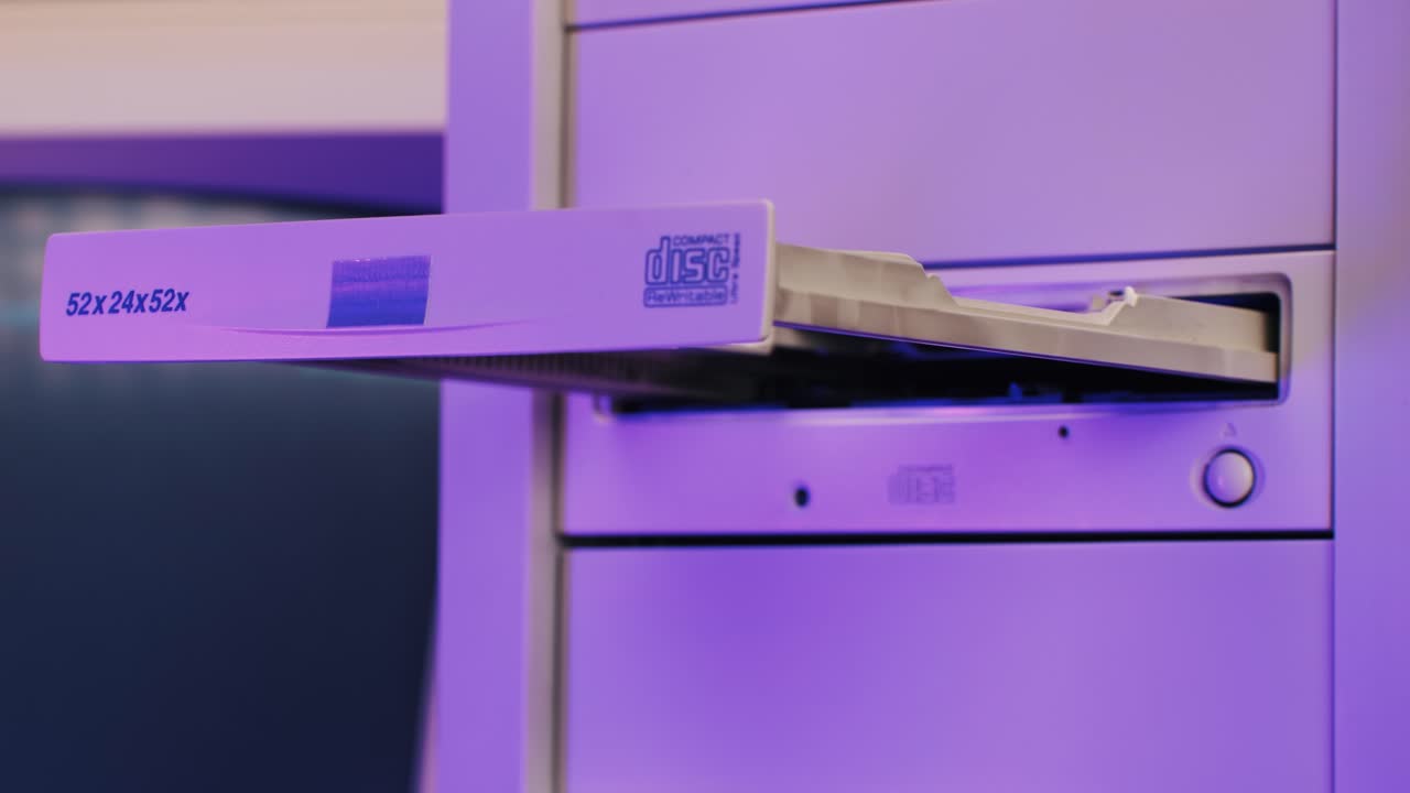 Vintage Computer CD-ROM Drive