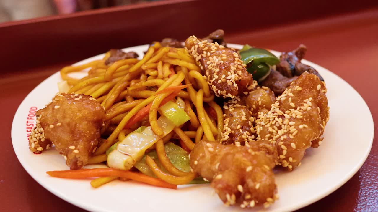 멜버른 에서 제공 되는 맛있는 누들 요리