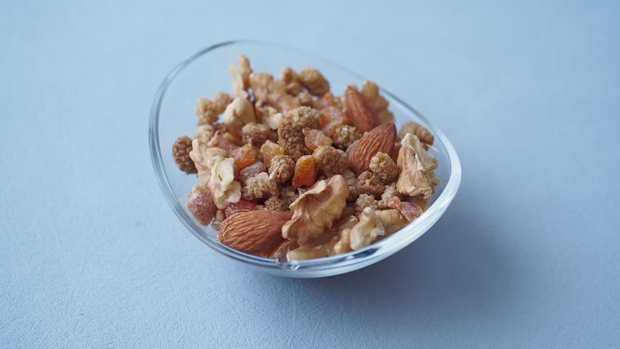 견과류, 아몬드, 건조 과일 을 은 트레일 스 그