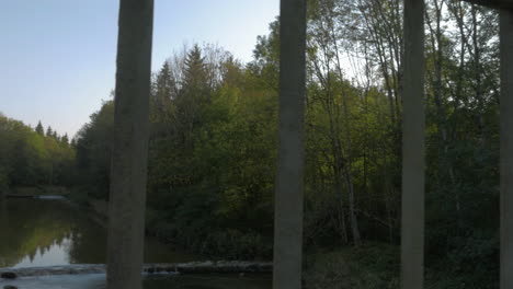 River-"Mangfall"-shot-through-iron-bars