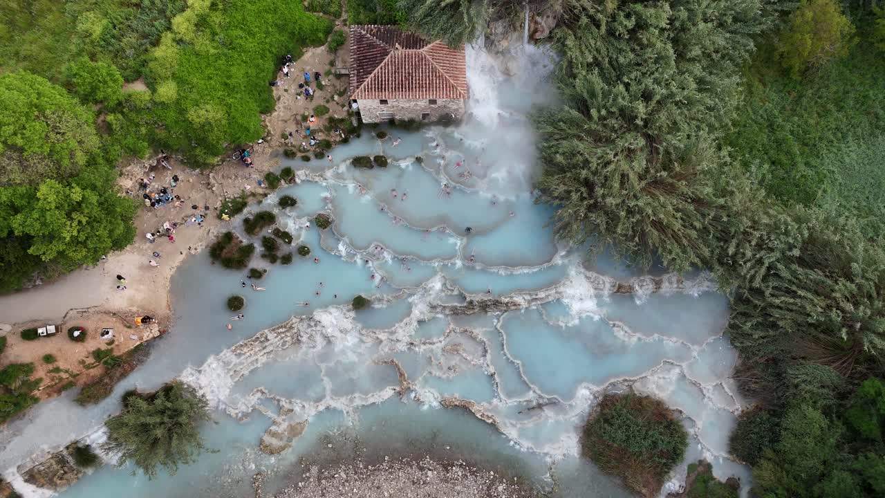Drone footage of the Mulino thermal waterfall at Saturnia in Italy.