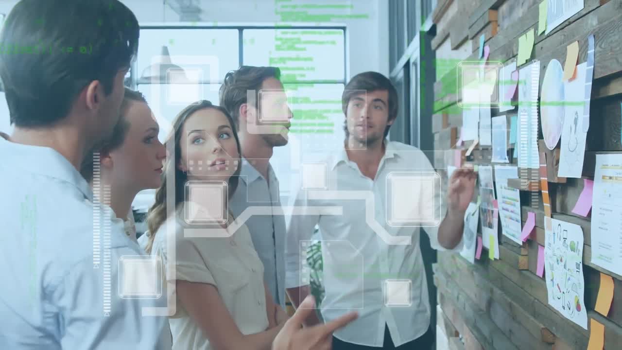 animación del procesamiento de datos sobre diversas personas de negocios en la oficina