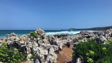 Schöne-Aussicht-Auf-Das-Meer-Von-Der-Küste