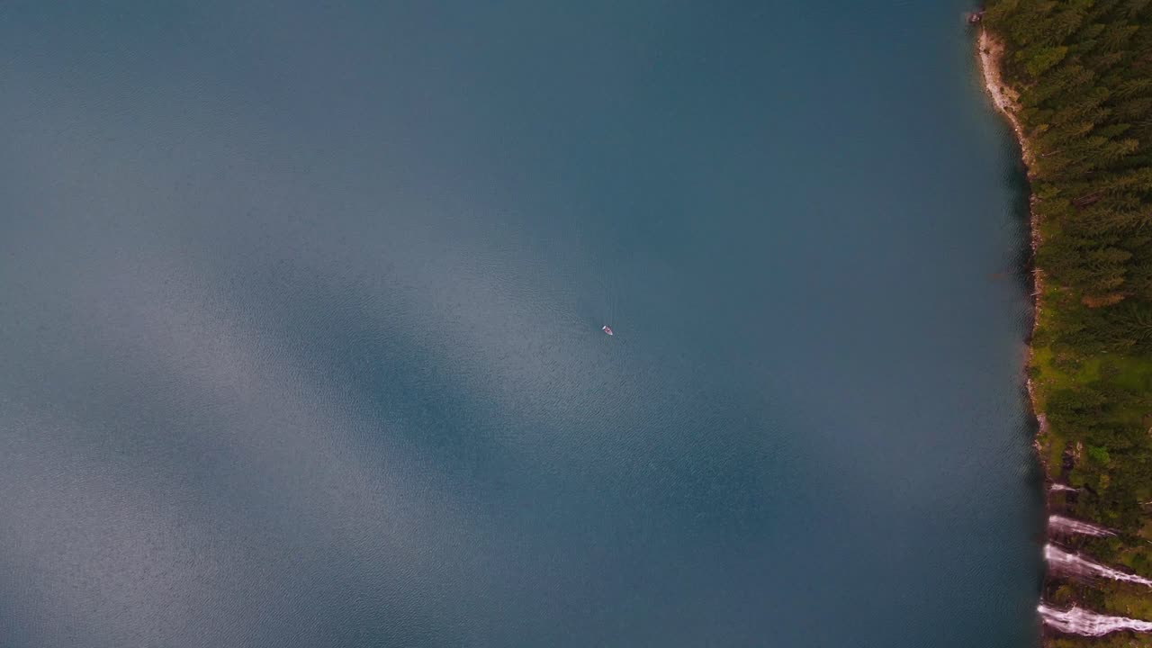 알프스에서 보트 투어